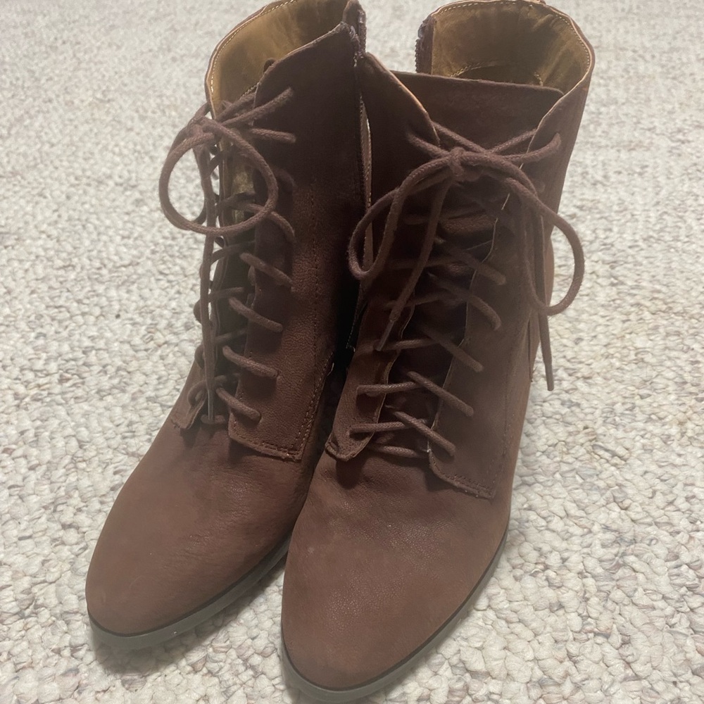 🎉 SALE! Lucky Brand 🍀 Like New! Chocolate Dark Brown Granny Boots Lace Up